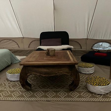 Grande Tente Tipi En Pleine Foret Burzet Εξωτερικό φωτογραφία